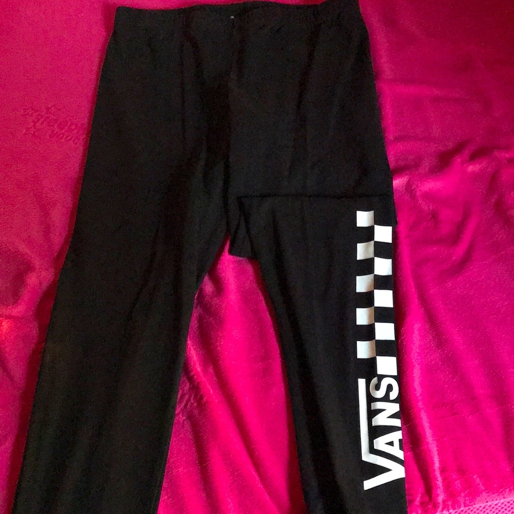 Vans Black & White Leggings.